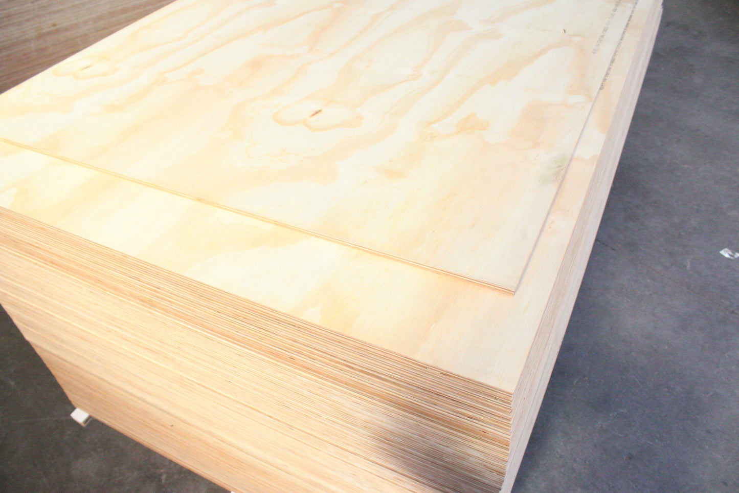12mm Radiata Structural Plywood F14 – 12mm (1200 x 2400mm) BC Grade